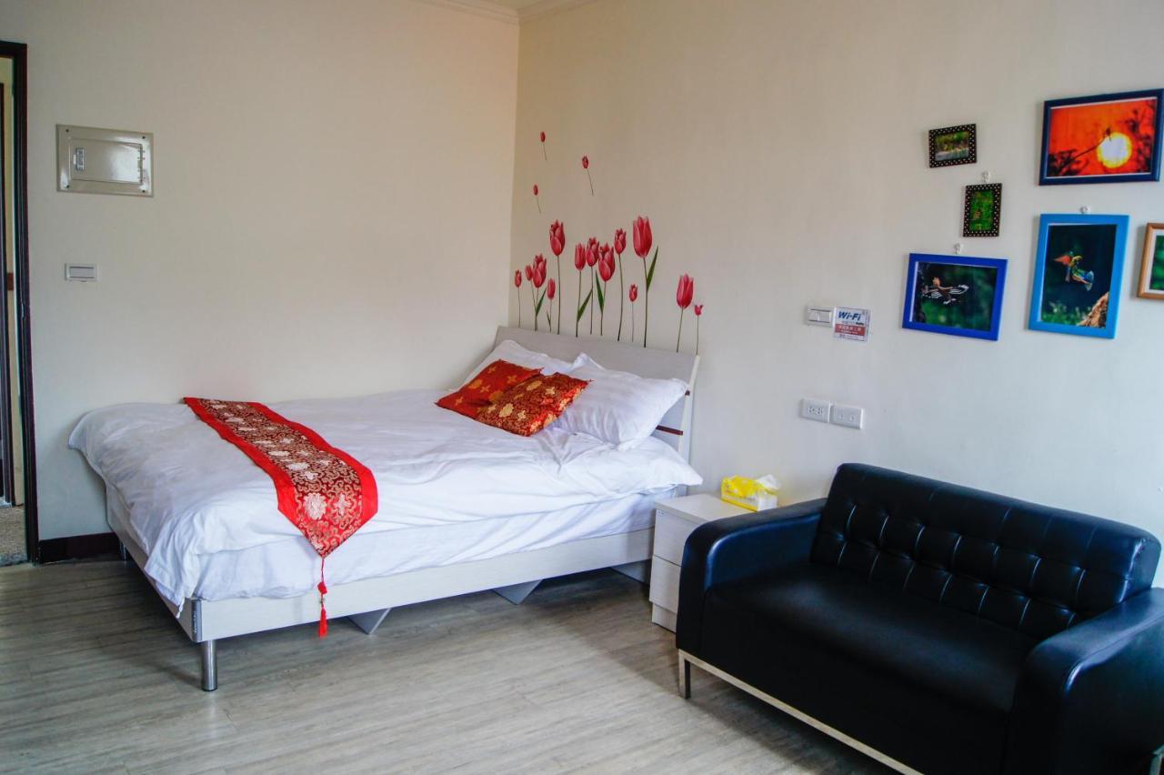 Ding Ding Homestay Цзинху Стая снимка